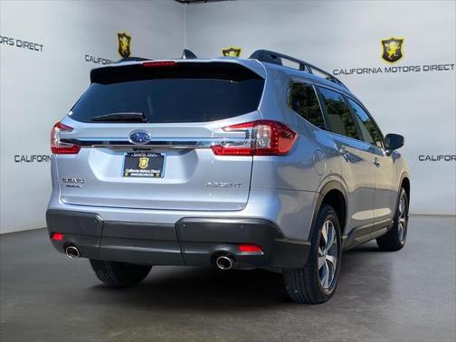 2024 Subaru Ascent Premium 8-Passenger
