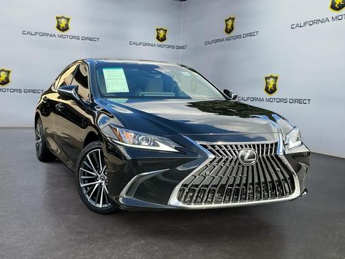 2023 Lexus ES 300h Base