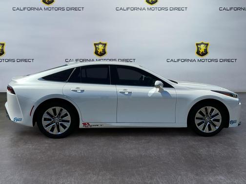 Oxygen White 2021 Toyota Mirai Base
