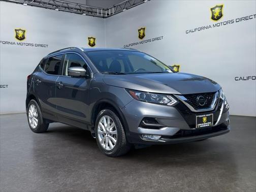 2022 Nissan Rogue Sport SV