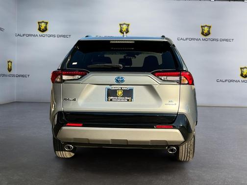 2024 Toyota RAV4 Hybrid SE
