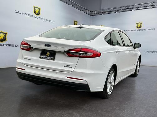 2019 Ford Fusion Hybrid SE
