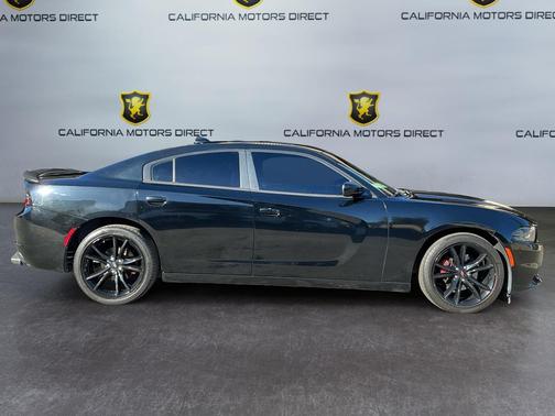 2018 Dodge Charger SXT Plus