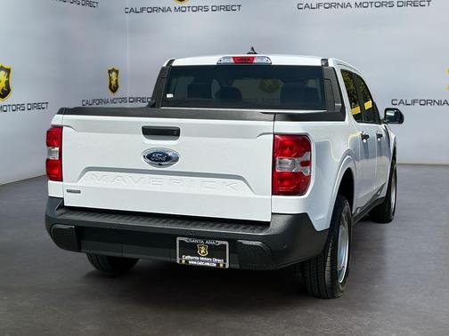 OXFORD WHITE 2023 Ford Maverick XL