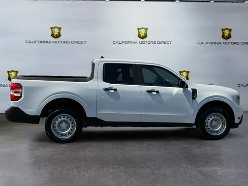 OXFORD WHITE 2023 Ford Maverick XL