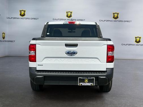 OXFORD WHITE 2023 Ford Maverick XL