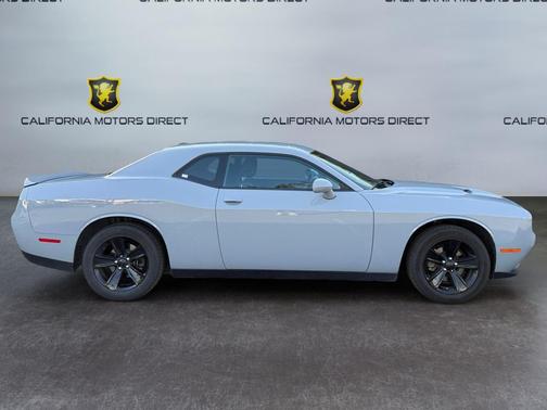 2020 Dodge Challenger SXT