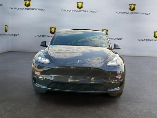 2024 Tesla Model Y Performance Dual Motor All-Wheel Drive