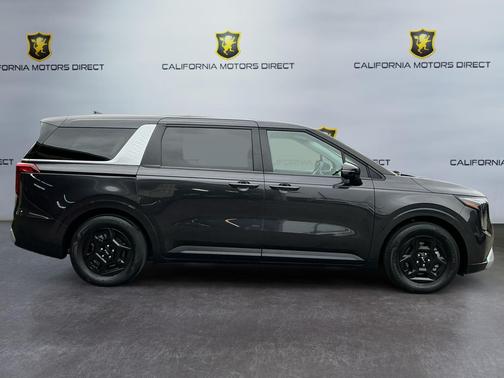 2025 Kia Carnival LX