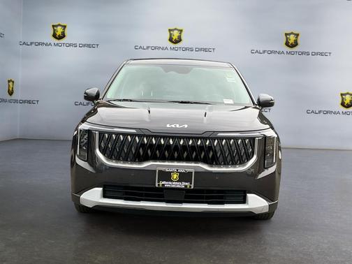 2025 Kia Carnival LX