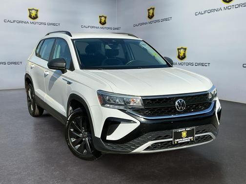 Pure White 2022 Volkswagen Taos 1.5T S
