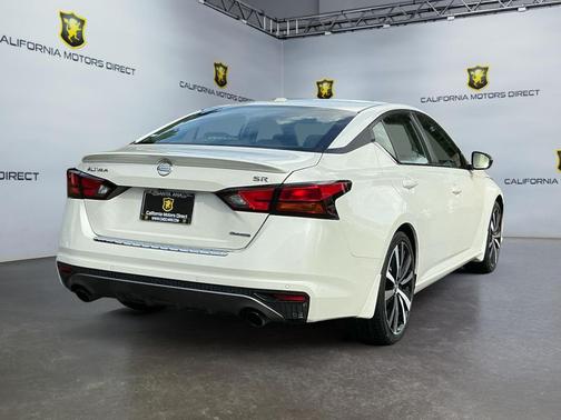2022 Nissan Altima SR VC-Turbo FWD