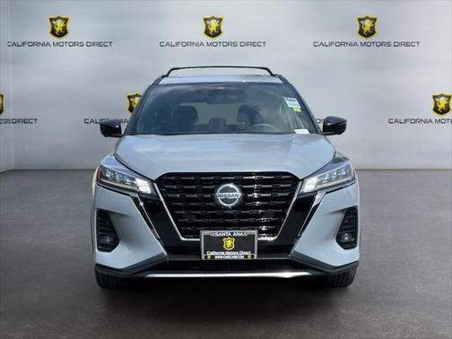 2021 Nissan Kicks SR