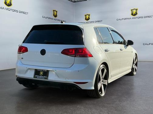 2015 Volkswagen Golf R 4-Door w/DCC & Navigation