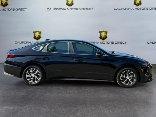 2023 Hyundai SONATA Hybrid Base