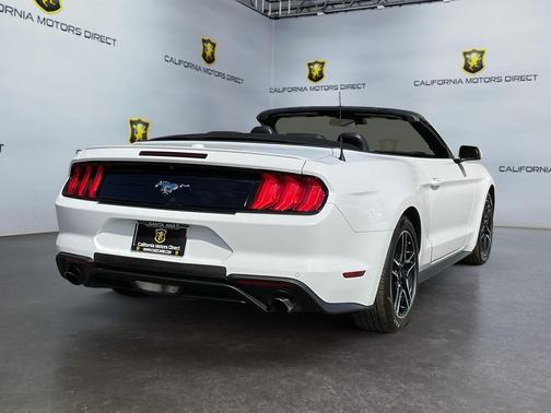 2022 Ford Mustang EcoBoost Premium