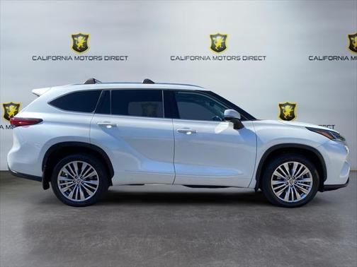 2023 Toyota Highlander Platinum