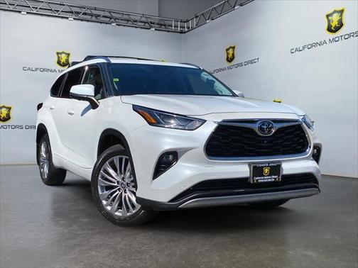 2023 Toyota Highlander Platinum