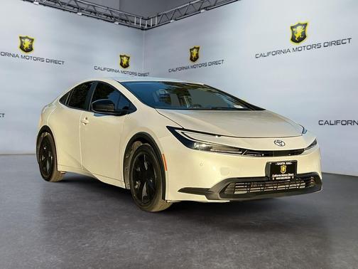 2024 Toyota Prius LE