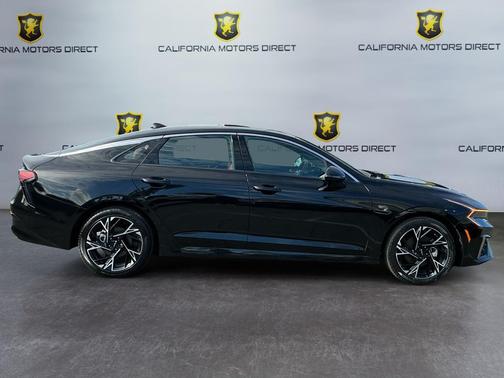 Aurora Black Pearl 2026 Kia K5 GT-Line FWD