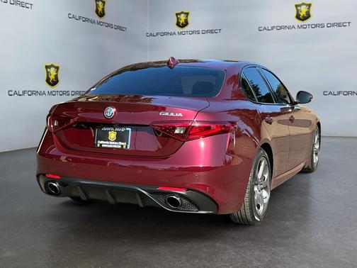 2019 Alfa Romeo Giulia Sport