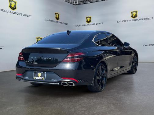 2023 Genesis G70 2.0T RWD