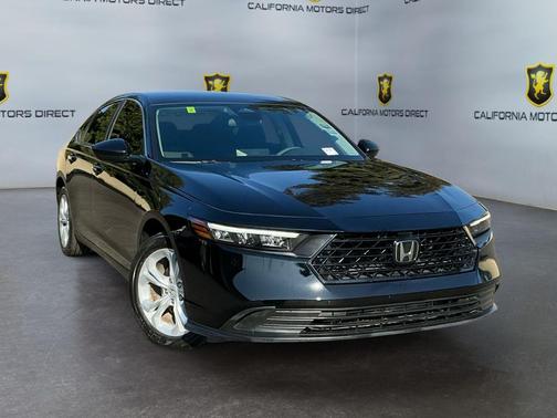 Crystal Black Pearl 2024 Honda Accord LX 1.5T