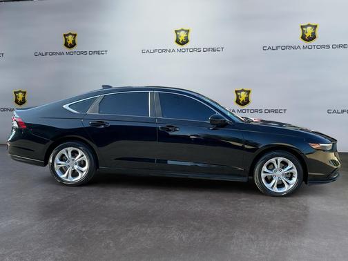 Crystal Black Pearl 2024 Honda Accord LX 1.5T