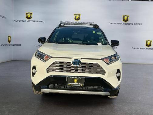 2020 Toyota RAV4 Hybrid SE