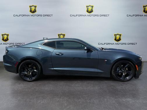 Shadow Gray Metallic 2021 Chevrolet Camaro 2LT