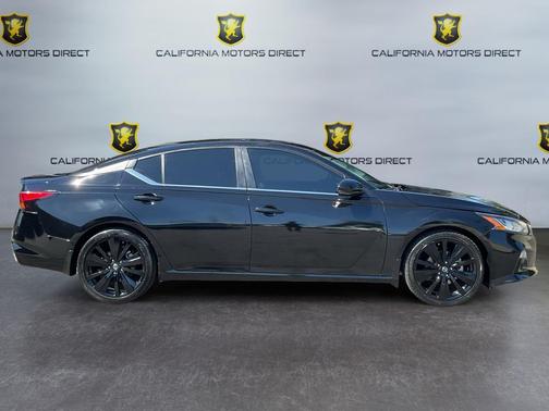 2022 Nissan Altima SR FWD