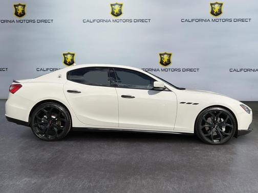 2016 Maserati Ghibli Base