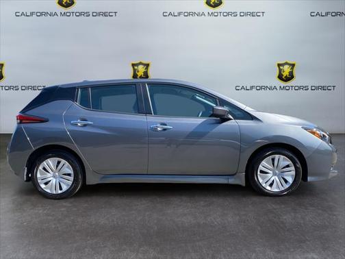 2025 Nissan Leaf S