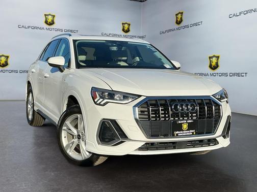 2024 Audi Q3 45 S line Premium Plus