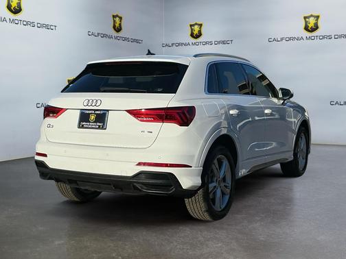 2024 Audi Q3 45 S line Premium Plus