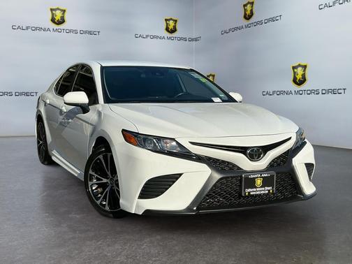 2019 Toyota Camry SE