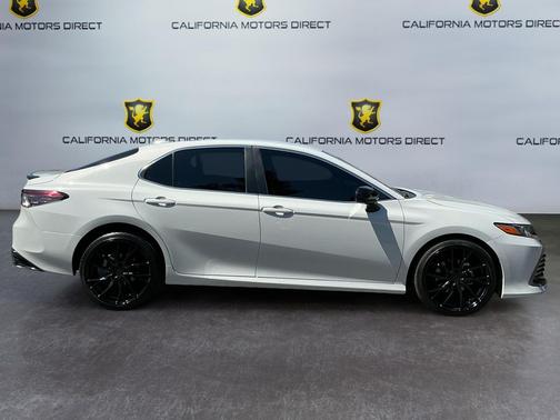 Ice Edge 2023 Toyota Camry LE