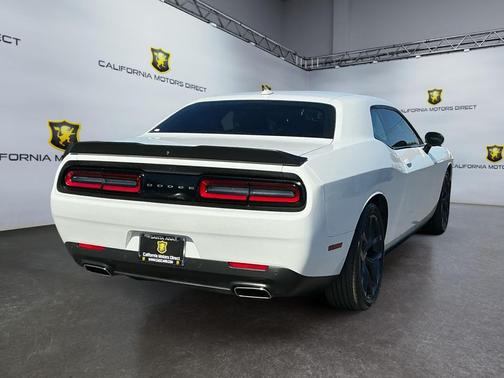 White Knuckle Clearcoat 2019 Dodge Challenger GT