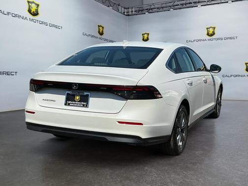 Platinum White Pearl 2024 Honda Accord EX