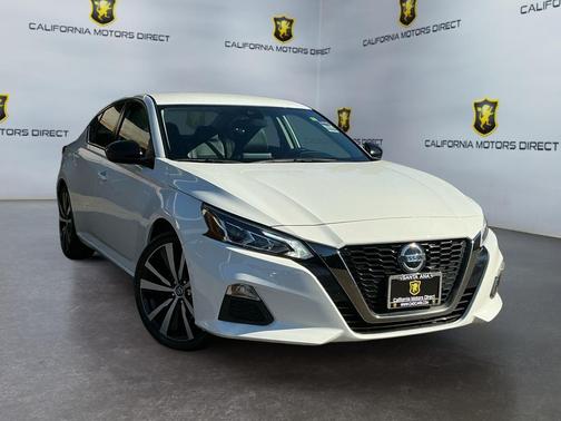 2021 Nissan Altima SR FWD