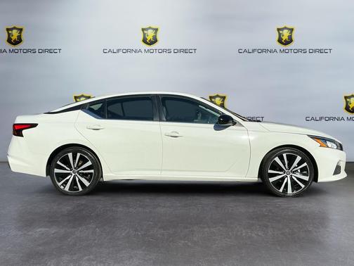 2021 Nissan Altima SR FWD