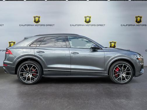 2020 Audi Q8 55 Premium Plus