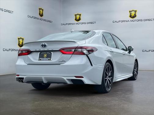 2022 Toyota Camry SE