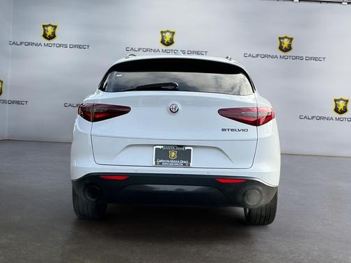 2019 Alfa Romeo Stelvio Base
