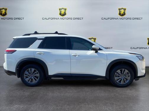 2022 Nissan Pathfinder SV 2WD