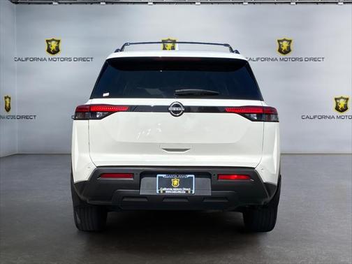 2022 Nissan Pathfinder SV 2WD