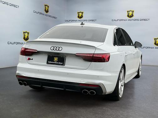 2022 Audi S4 Premium Plus TFSI quattro Tiptronic