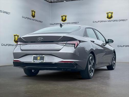 2022 Hyundai ELANTRA Limited