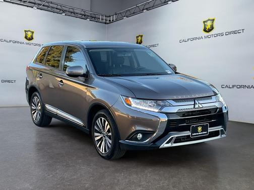 2019 Mitsubishi Outlander SE