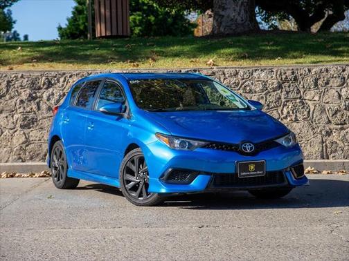 2017 Toyota Corolla iM Base
